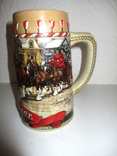 Schöner relief bierkrug - 🍺,